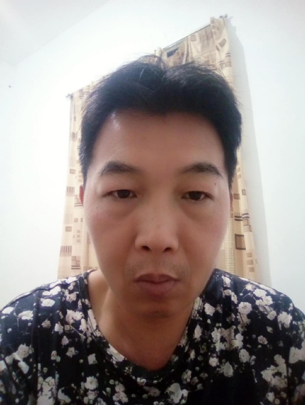 繁华哀伤的第一张照片--漳州交友网