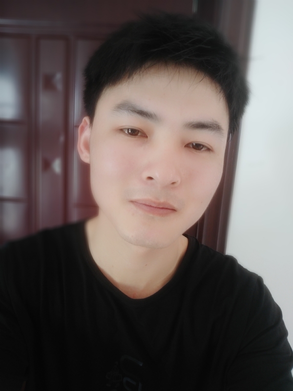 小情绪)っ的第一张照片--漳州交友网