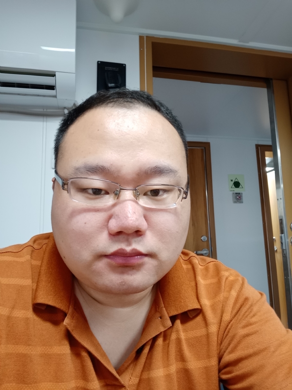 努力爱一次的第一张照片--漳州交友网