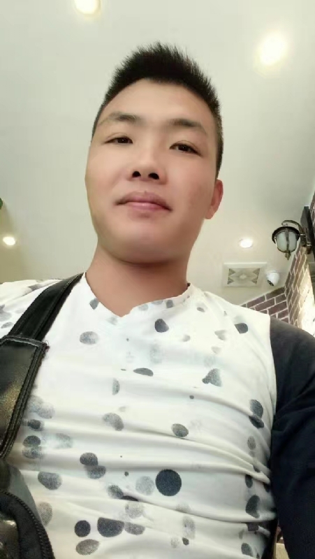 吃生蚝的小乖乖的第一张照片--漳州交友网