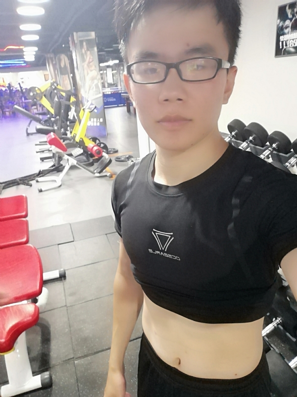 石榴裙下的第一张照片--漳州交友网