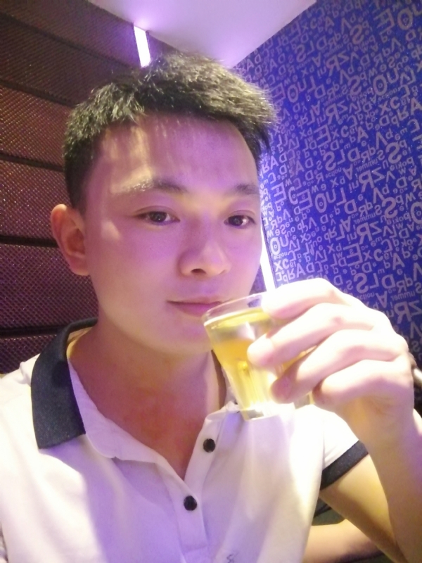 幸福的拥抱的第一张照片--漳州交友网