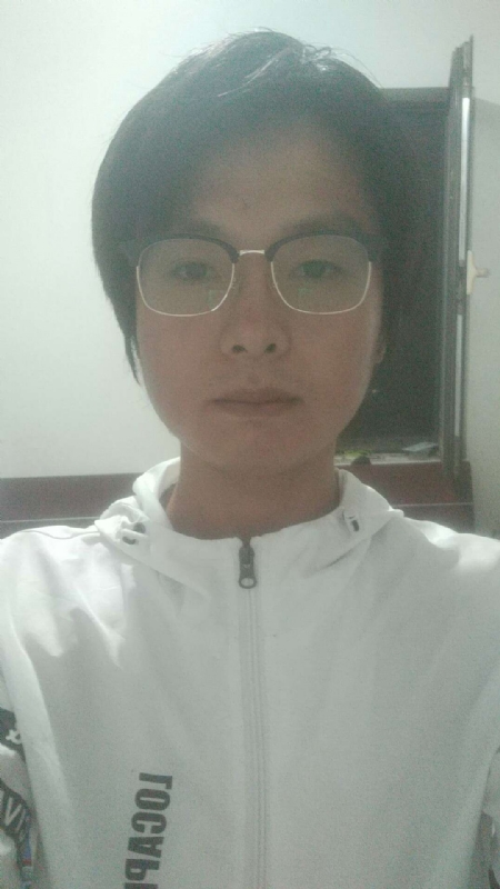 轻吻的第一张照片--漳州交友网