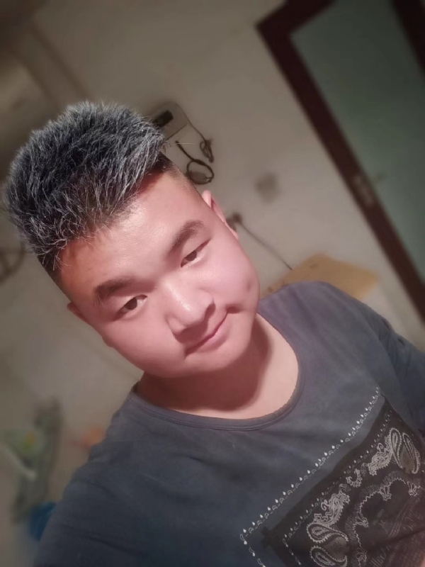 李子木的第二张照片--漳州交友网