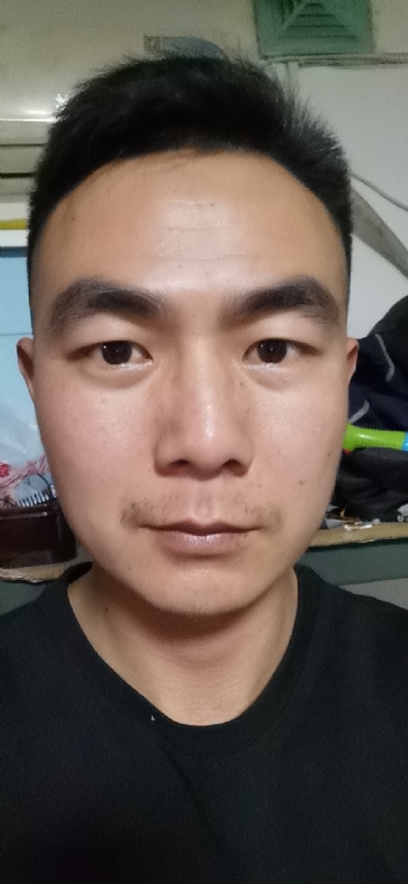 朴实无华的第三张照片--漳州交友网