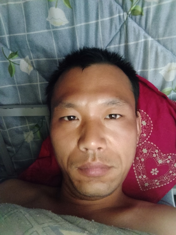 弘扬的第一张照片--漳州交友网