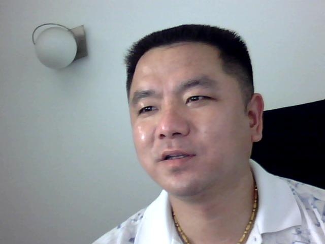 孤寂狼王的第一张照片--漳州交友网