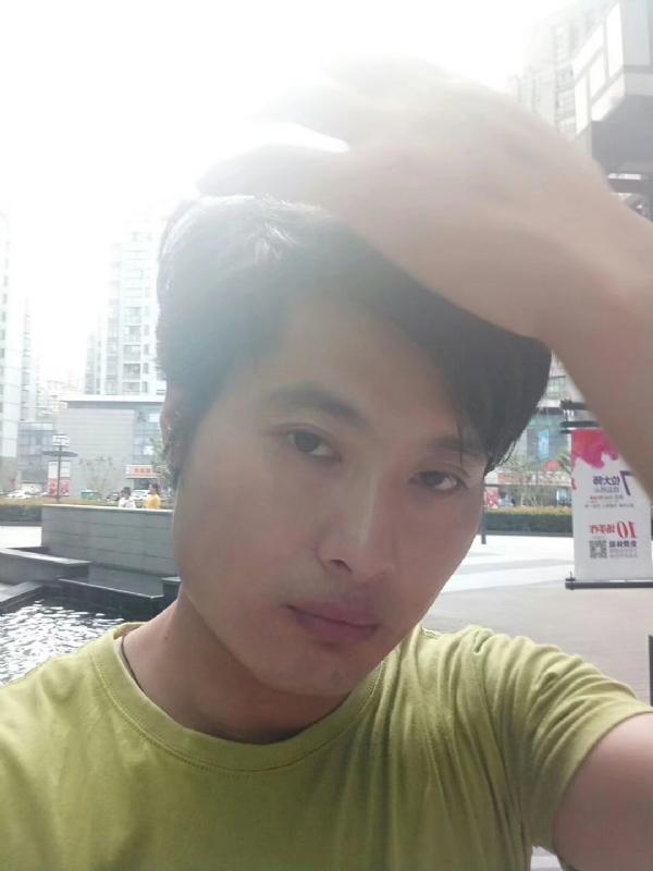 钢铁侠的第一张照片--漳州交友网