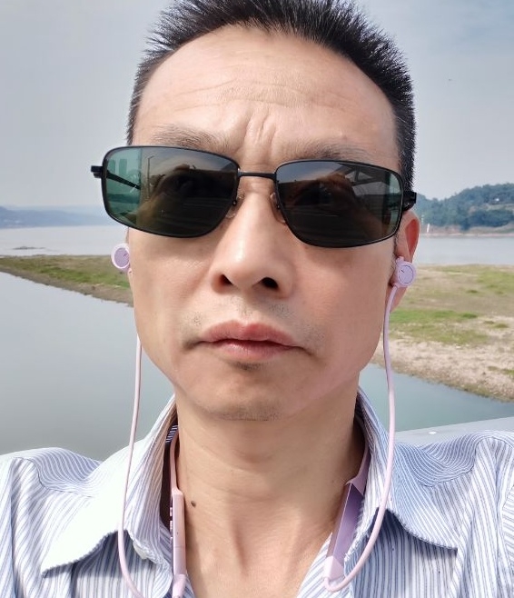 猪哥哥的第二张照片--漳州交友网