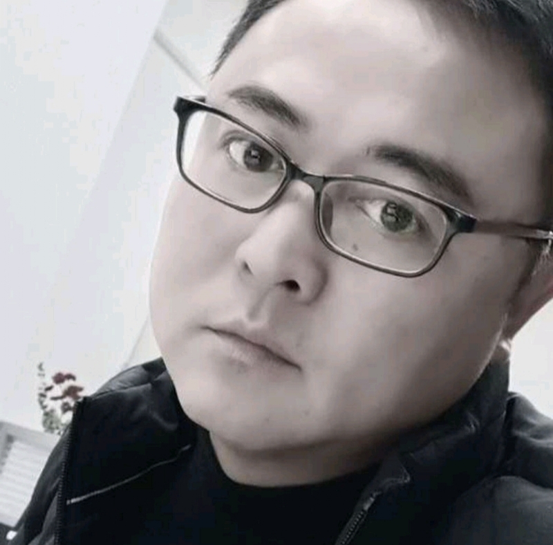 小石头的第二张照片--漳州交友网
