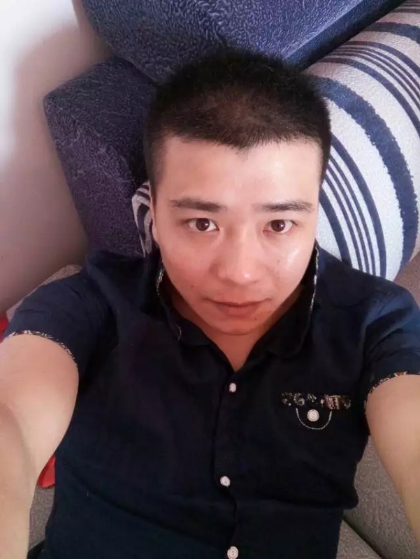 漫步的面包的第一张照片--漳州交友网