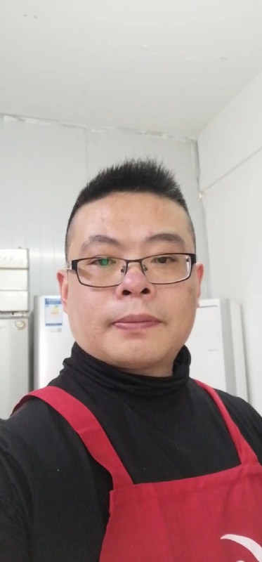 努力奋斗的第一张照片--漳州交友网