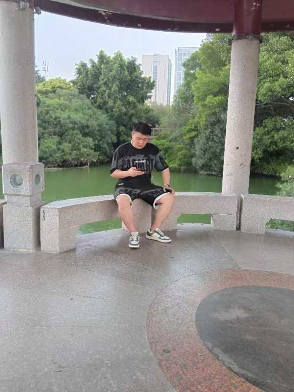不善挽留的第二张照片--漳州交友网