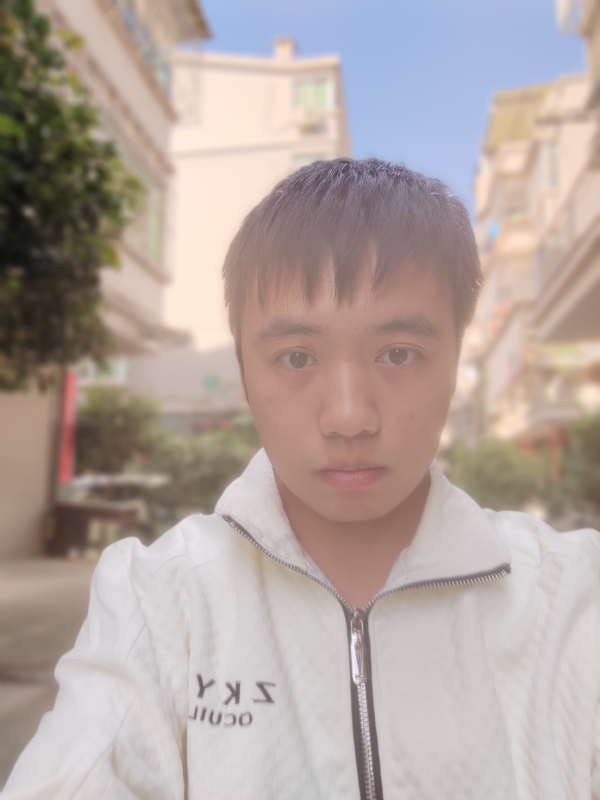 温柔的第一张照片--漳州交友网
