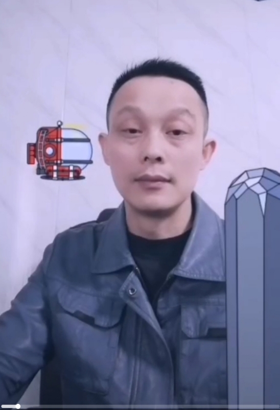 易进的第三张照片--漳州交友网