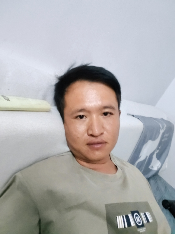 陌生人的第三张照片--漳州交友网