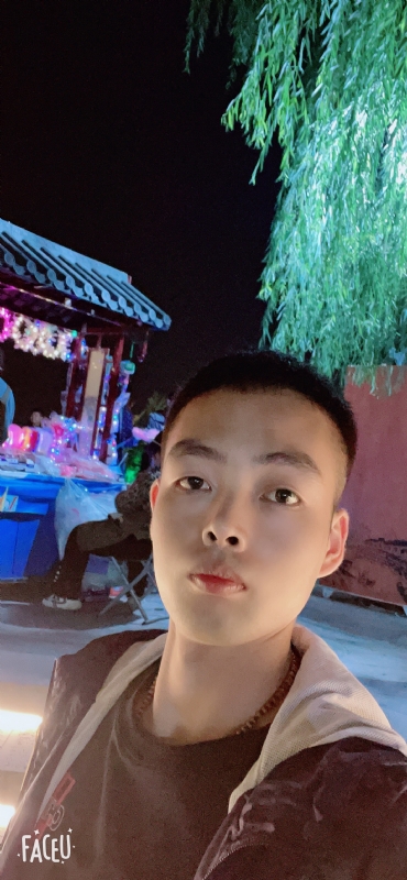 向阳而生的第一张照片--漳州交友网