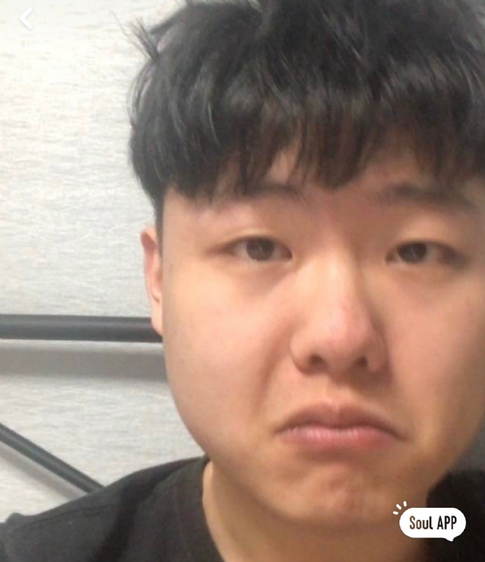 方方正正的第一张照片--漳州交友网